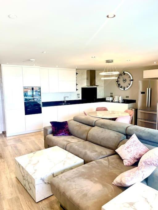 Ocean Village High Floor Luxury Modern Apartment Gibraltár Kültér fotó