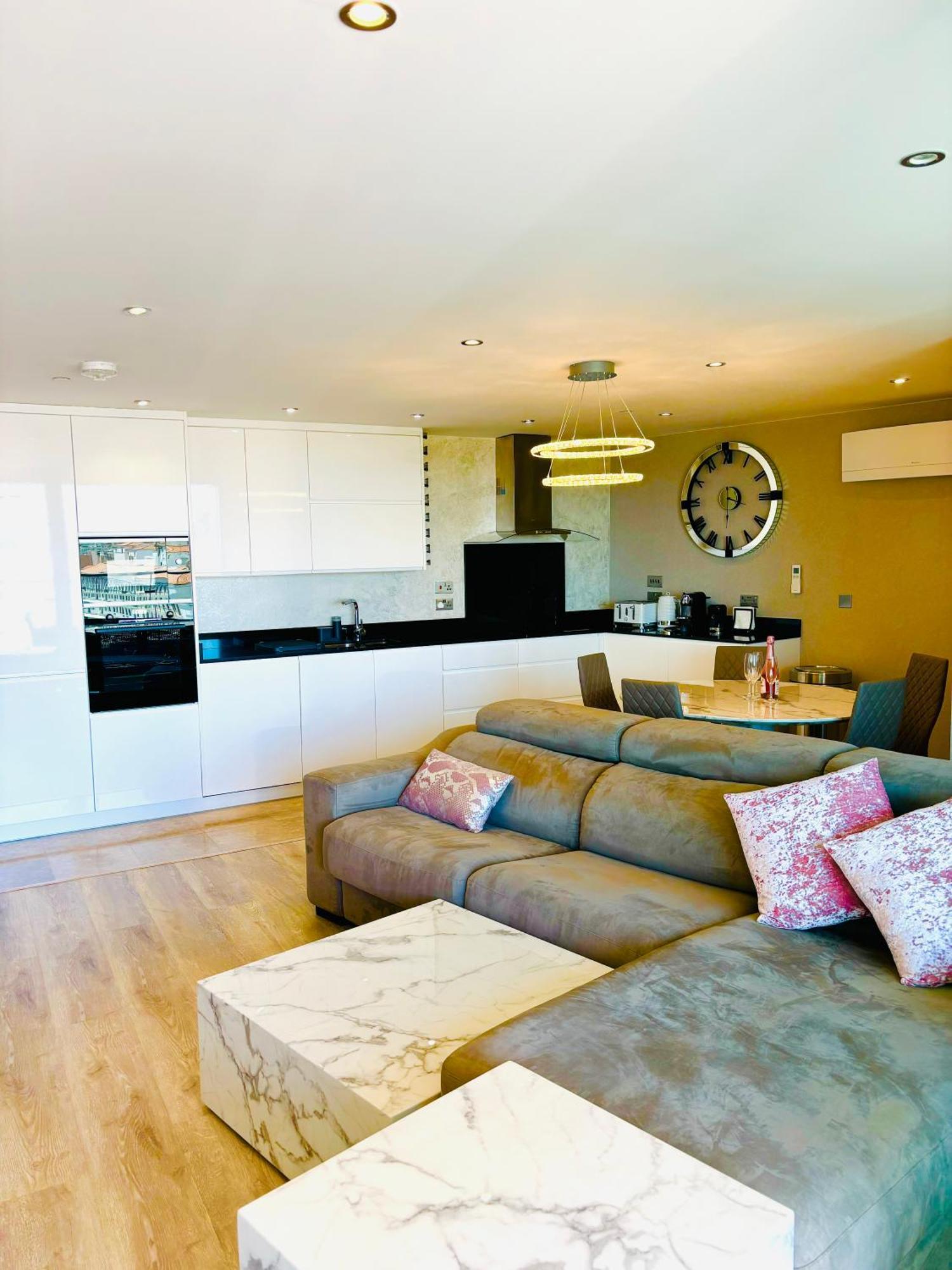 Ocean Village High Floor Luxury Modern Apartment Gibraltár Kültér fotó