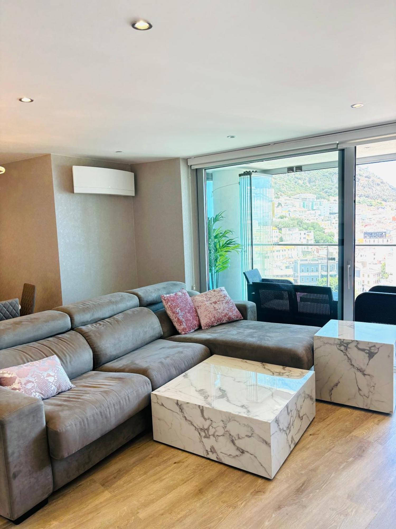 Ocean Village High Floor Luxury Modern Apartment Gibraltár Kültér fotó