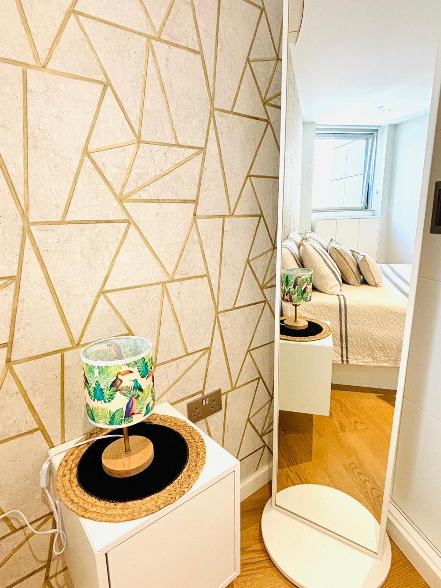 Ocean Village High Floor Luxury Modern Apartment Gibraltár Kültér fotó